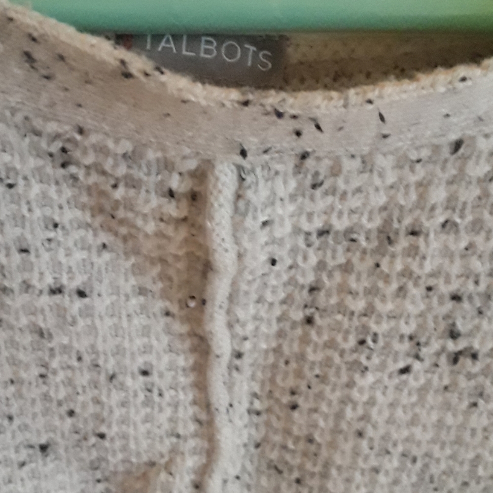 Sweater - Picture 2 of 4